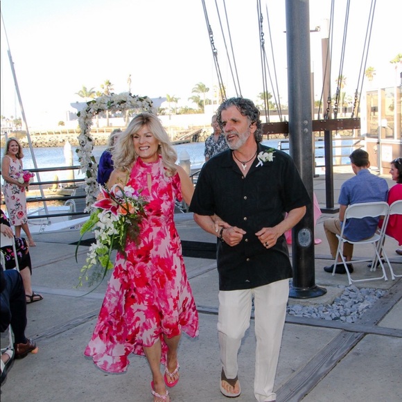 Meet your Posher, Cindy - Picture 2 of 3